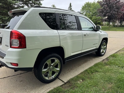USED 2014 JEEP COMPASS