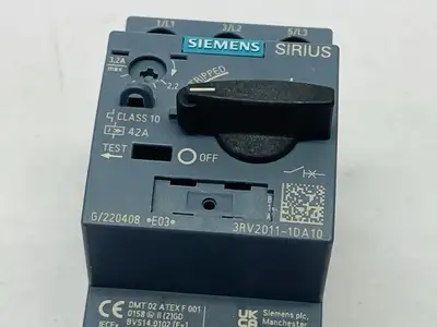 3RV2011-1DA10 | Siemens  SIRIUS Circuit Breaker 3-Pole Class 10  2.2-3.2A 42A - New Other