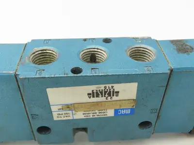 MAC 821C-PP-111CA-152 Pneumatic Double Solenoid 4/3 Spool Valve 120V 1/4" NPT