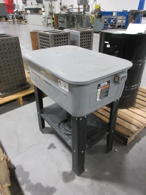 Used CENTRAL MACHINERY GENERIC Parts Washers Minnesota US | Machinesused.com #1314394
