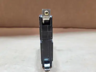 USED SQUARE D QOB115