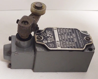 USED Allen-Bradley 802T-B