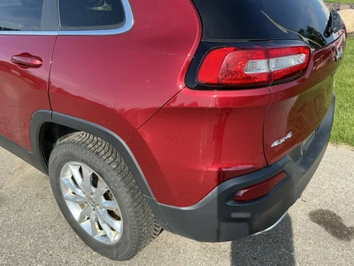 USED 2016 JEEP CHEROKEE