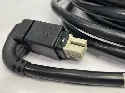USED ATLAS COPCO POWER CABLE US 250V 5M W/ HARTING 19300061540 HOOD