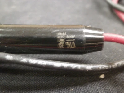 NEW BUSSMAN BUSSMAN 300V 15A FUSE HOLDER HLR