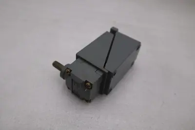 Allen Bradley Switch 802T-HP NEW UNIT STOCK K-4028CC