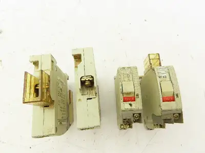 Fuji Electric CP31FI/7W Circuit Protector 1 Pole 7A 240V Lot of 4