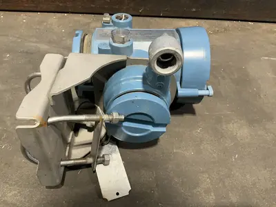Used 2016 MICRO MOTION INC 2700R12ABAEZCZ Pumps Ohio US | HGR 24 #1315025