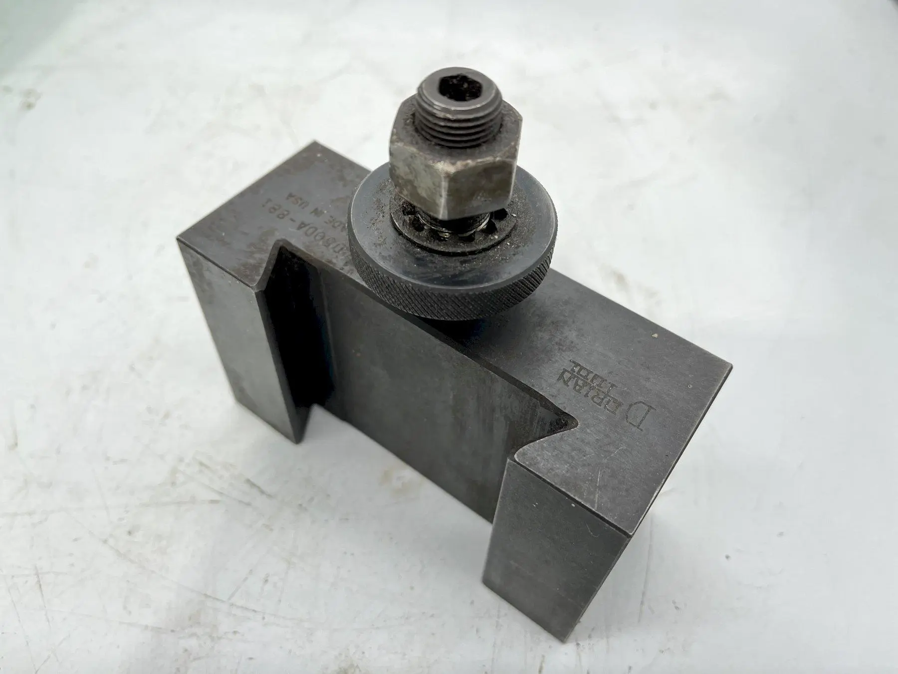 USED DORIAN TOOL D50DA-881