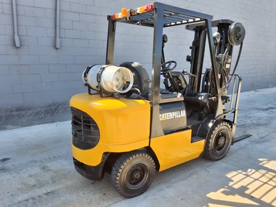 Used CATERPILLAR 5,000LBS CAPACITY, PNEUMATIC TIRE Liquid Propane Forklifts Michigan US | Miedema Asset Management Group #1340399