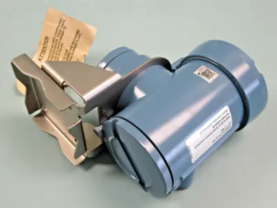 NEW Micro Motion 2700 R12 AB 2EXCX