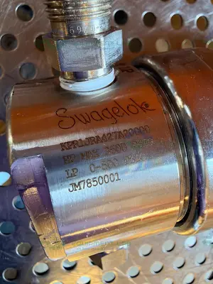 Used SWAGELOK KPR1JRA427A20000 STAINLESS STEEL PR REGULATOR, 0 TO 500 PSIG Valves/Fittings California US | Equipment Lab #1517838
