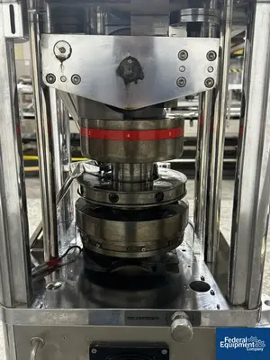 USED Riva Riva Piccola Rotary Tablet Press, 8 Station