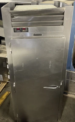 174-0126 Traulsen RPP132 – FHS Single Door Rollin In Dough Warmer Proofer