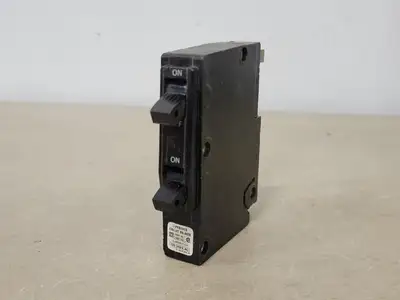 USED SQUARE D QO115