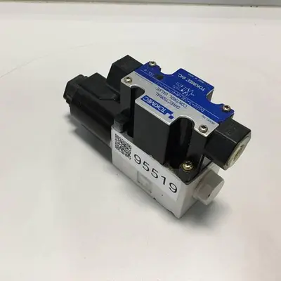 USED TOKIMEC DG4V-3-2AL-M-P7-H-7-52