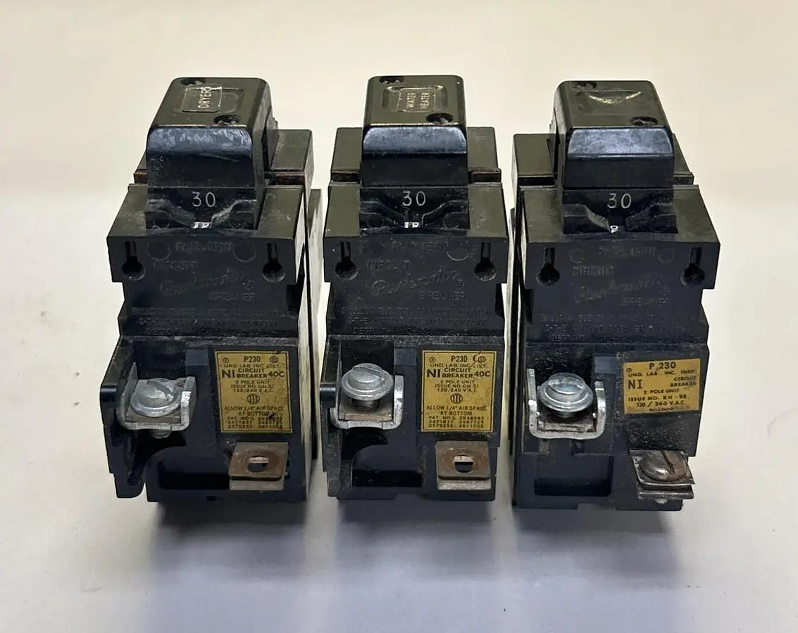 Used BULLDOG ELECTRIC P230 Circuit Breakers | Surplus Asset Holdings #1189434