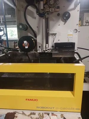 2016 FANUC ROBOCUT ALPHA C600IB Wire EDM | Tight Tolerance Machinery (1)
