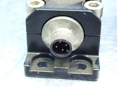 Used PEPPERL+FUCH NBB20L3MA2C3V1 Proximity Sensors Ohio US | HGR 24 #864395