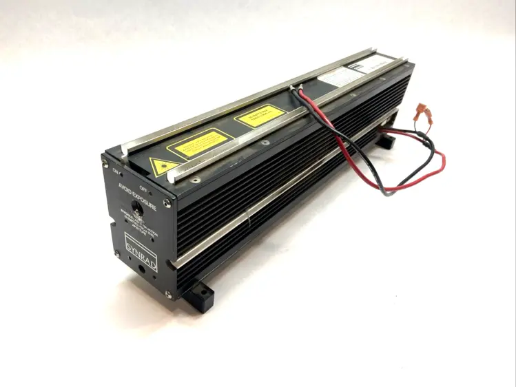 Used SYNRAD CARBON DIOXIDE LASER 30W MAX DAMAGED APERTURE Lasers / Laser Systems Michigan US | Maverick Industrial Sales #1090415