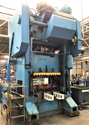 USED 1999 BLOW PRESSES BLOW SC2-400-60-42 PRESS