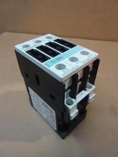 Used SIEMENS 3RA1326-8XB30-1BB4 PLC Contactors Michigan US | Ideal Machinery #706798