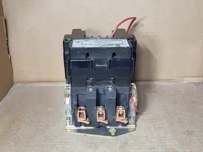USED SQUARE D 8536SEO1B66S
