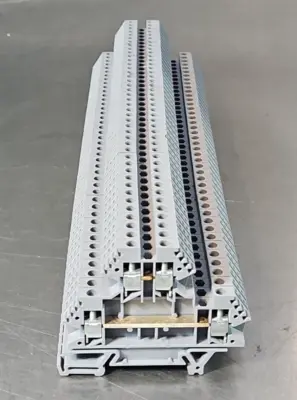 Automatic Direct Euro D4-2 600V 30A Terminal Block Lot of 44 loc3A26