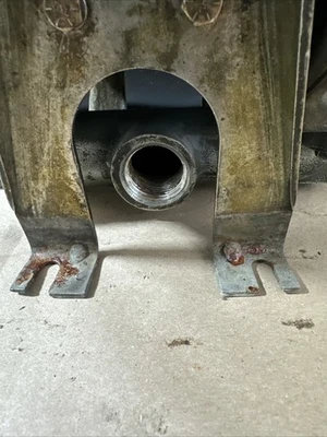 USED ARO 666101-233