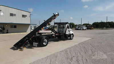 New | in-Stock 2025 MACK MD6 Rolloff Trucks Texas US | Roll Off Truck World #1491867