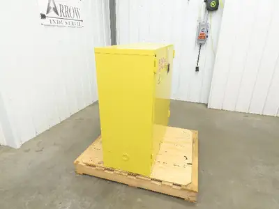 Used JAMCO _UNKNOWN_ Biological Safety Cabinets Indiana US | Arrow Industrial #1459063