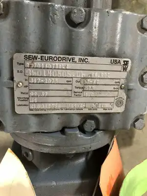 Sew Eurodrive R47D26DV100M4 Varimot Inline Gear Drive/Speed Reducer 21.81:1