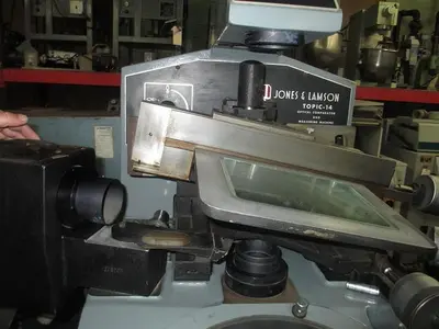 0462-530 Jones & Lamson 14″ Floor Model Optical Comparator Model # TOPIC-14, S/N: E53227
