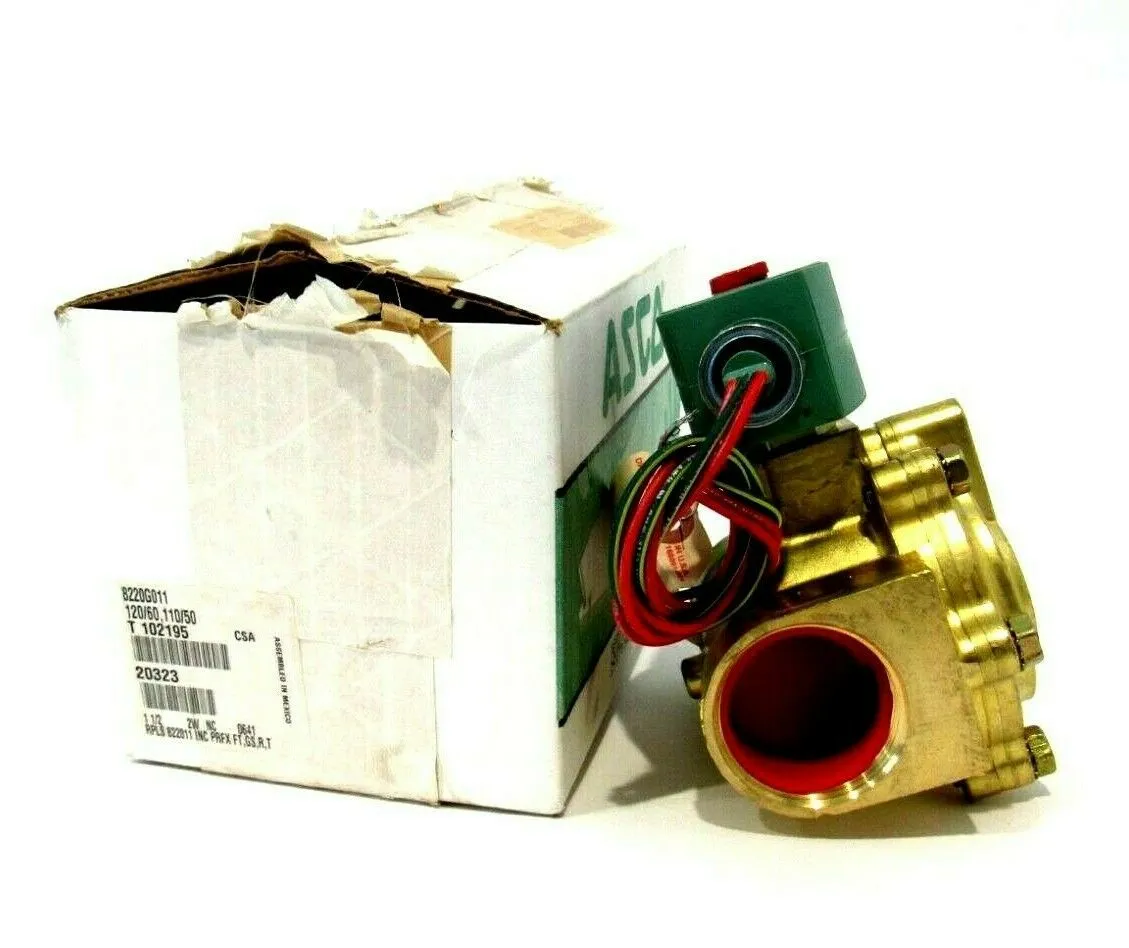 NEW ASCO 8220G011 SOLENOID VALVE 120/60 110/50