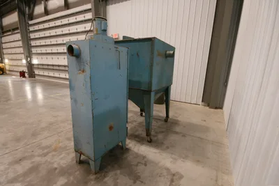 Universal Cleaning Sandblast Cabinet, 36″ x 36″