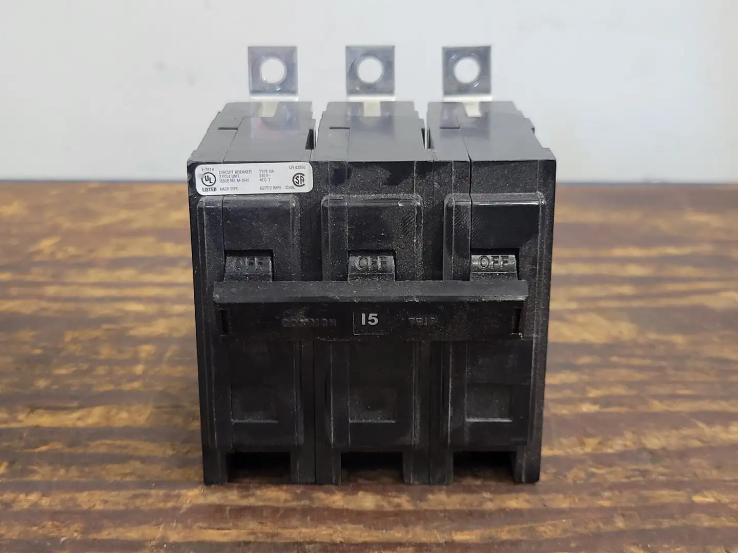 Used EATON BAB3015H Switchgears British Columbia CA | Lenmark #238475