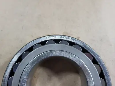 NEW SKF 22213 EK/C3