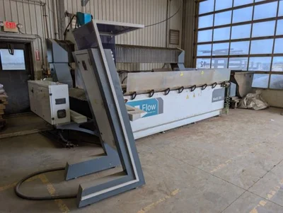 USED 2019 FLOW MACH 300