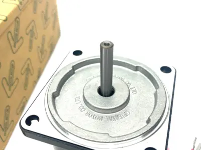 New | in-Stock Oriental Motor Torque Motor, Single-Phase, 900 Max rpm, 110/115VAC A.C. Motors Michigan US | Maverick Industrial Sales #1487588