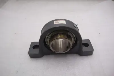 NEW OPEN BOX Link Belt P3U235H 2 3/16'' 2-Bolt Pillow Block Bearing STOCK B-774