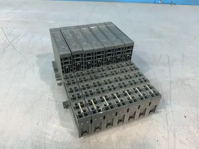 Used SIEMENS 6ES71324BD020AA0 PLC Input & Output Ohio US | HGR 24 #1455458