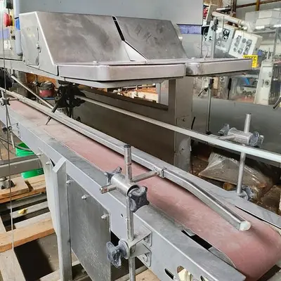 Bosch CBS-D Bag Sealer with Conveyor Belt