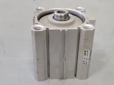USED SMC NCDQ2A63-35D