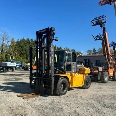 Used 2019 HYUNDAI 110D-9 Internal Combustion Forklifts: Pneumatic Tire British Columbia CA | Leavitt Machinery #1494074