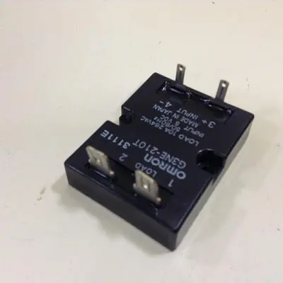 USED OMRON G3NE-210T