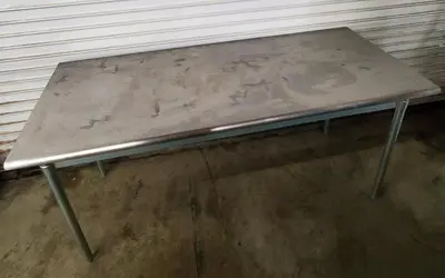 STAINLESS STEEL WORKBENCH 72  X 30