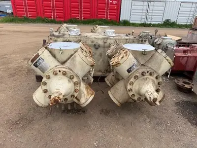 White Superior MH-64 Compressor Frame SN 336670 and 9.5" x 9.5" x 5.75" x 5.75" cylinders