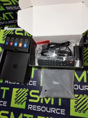 TANIX TX6S SMART ANDROID 10 TV BOX WITH REMOTE AND KEYBOARD - BRAND NEW