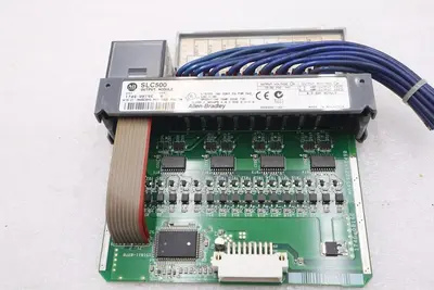 ALLEN BRADLEY SLC 500 AB 1746-OB16E/B OUTPUT MODULE STOCK B-1303