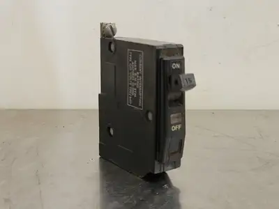 USED SQUARE D QO115